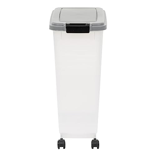  Amazon Basics Airtight Dog Food Storage Container With Scoop, 47 QT