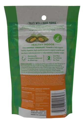  Greenies Smartbites Healthy Indoor Cat Treats 2 Flavor 4 Pouch Variety (2) Each: Tuna, Chicken (2.1 Ounces) Plus Catnip Toy And Animal Booklet Bundle
