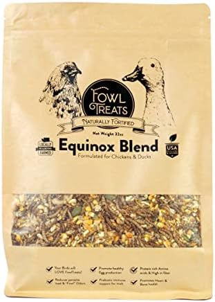  Fowl Treats Naturally Fortified Treats – Protein Rich Supplement Suitable For Chickens, Hens And Ducks, Hand Mixed With USA Grown Ingredients – Solstice Blend – 32oz