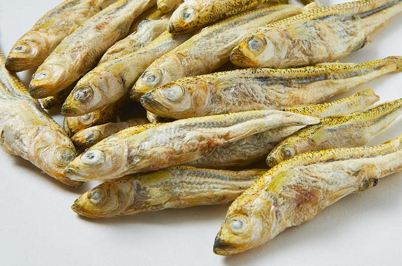  Fresh Is Best - Freeze Dried Healthy Raw Meat Treats For Dogs & Cats - Silverside Minnows