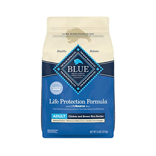  Blue Buffalo Life Protection Formula Natural Adult Dry Dog Food, Chicken And Brown Rice 5-lb Trial Size Bag